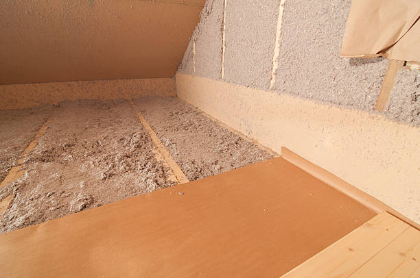 Best Spray Foam Insulation  in Islandia, NY